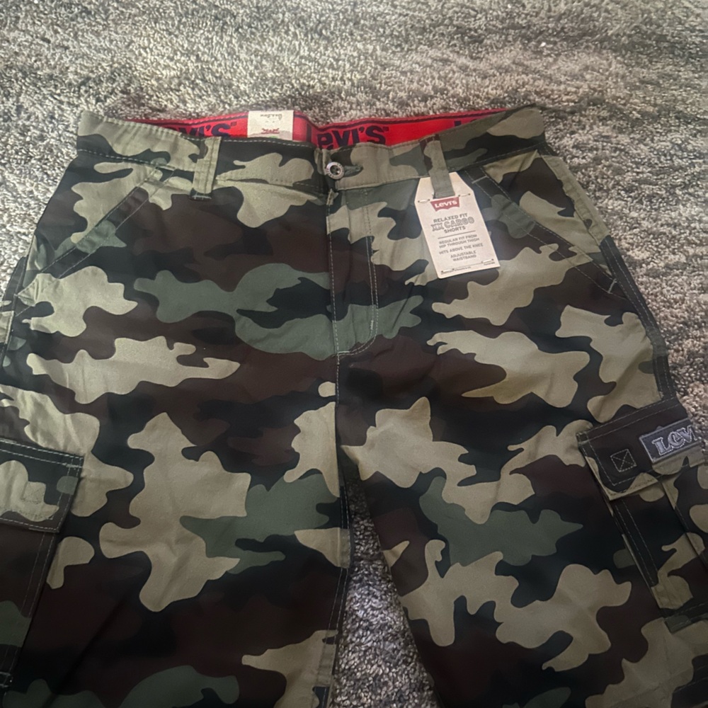 Levi's Green Camouflage Cargo Shorts
